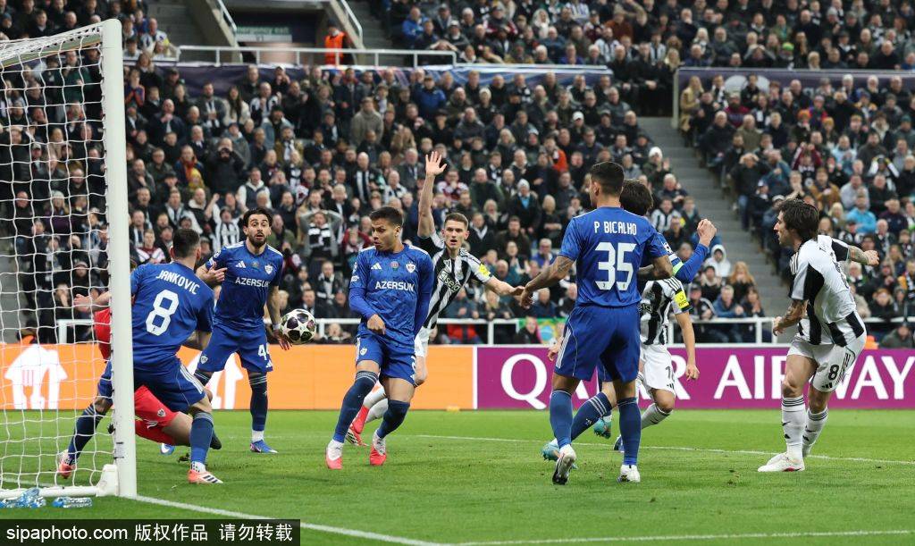 切尔西门将悬念：桑切斯与菲利普的抉择，主帅在欧冠争夺关键战前的微妙平衡